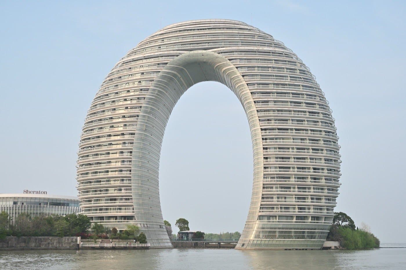 在湖州南浔的咖啡店里