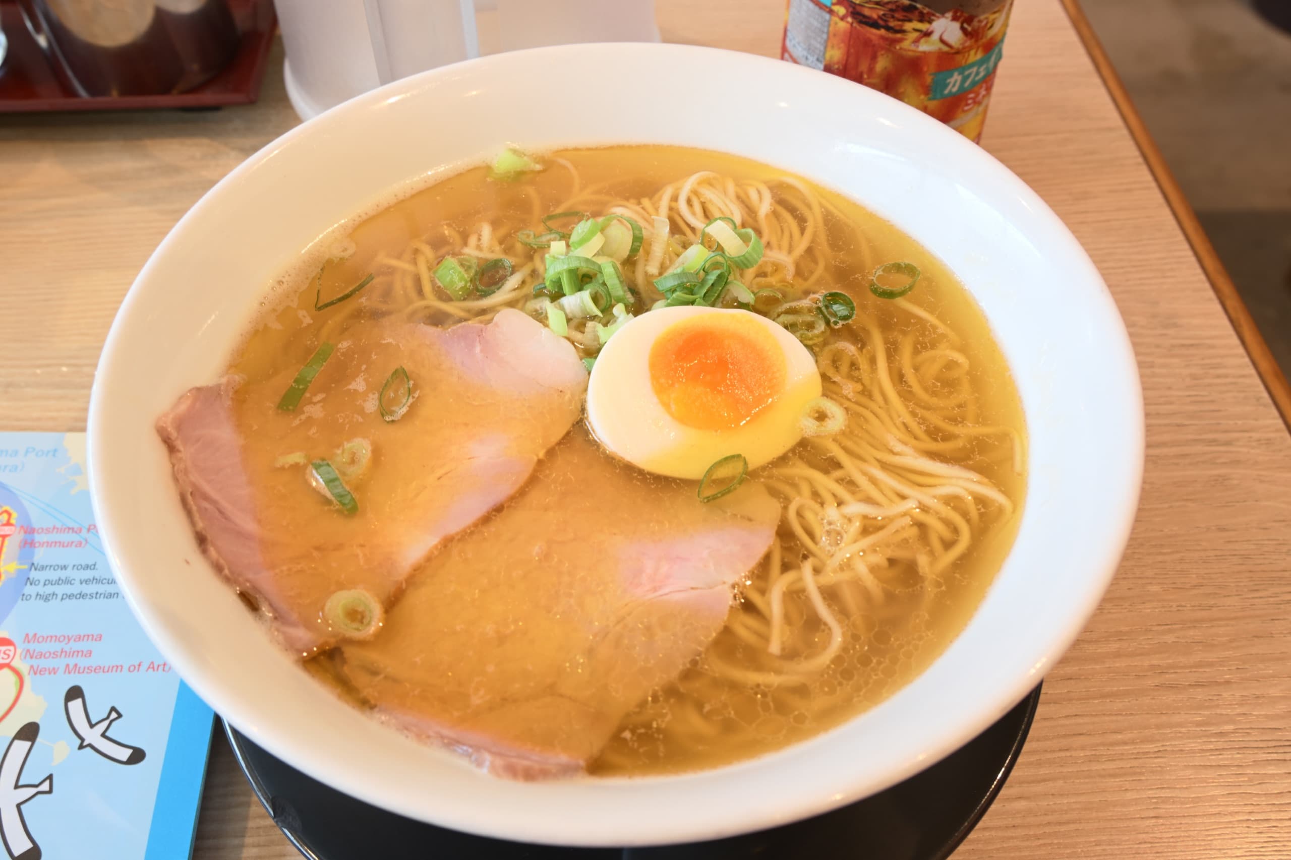 直岛上的穷鬼拉面