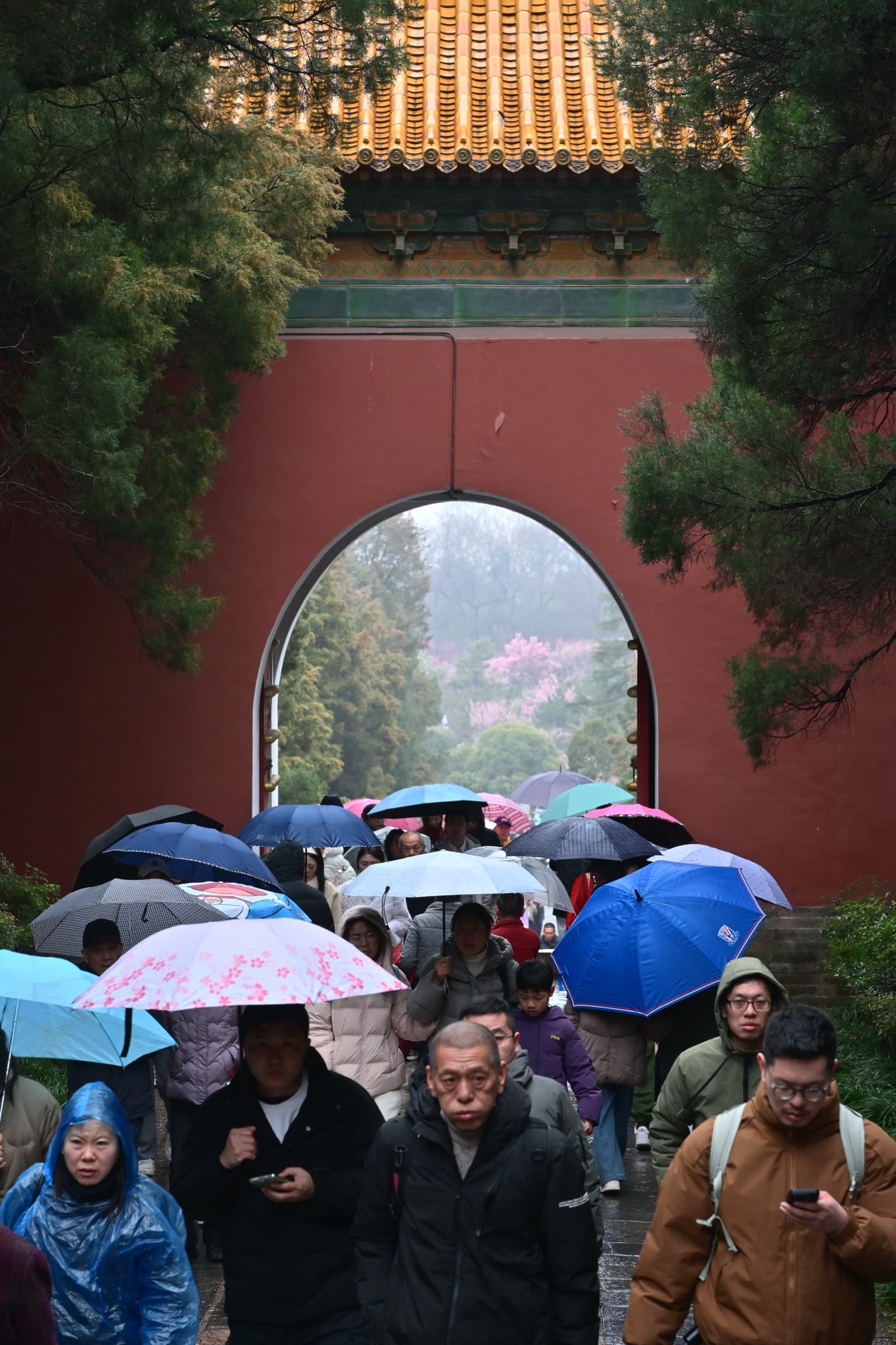 一个打着明国招牌、来圈钱的景点